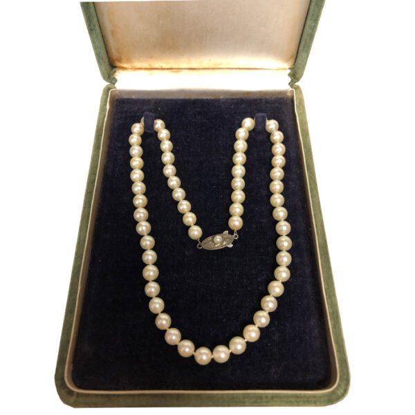 Vintage Asahi Cultured Pearl Necklace