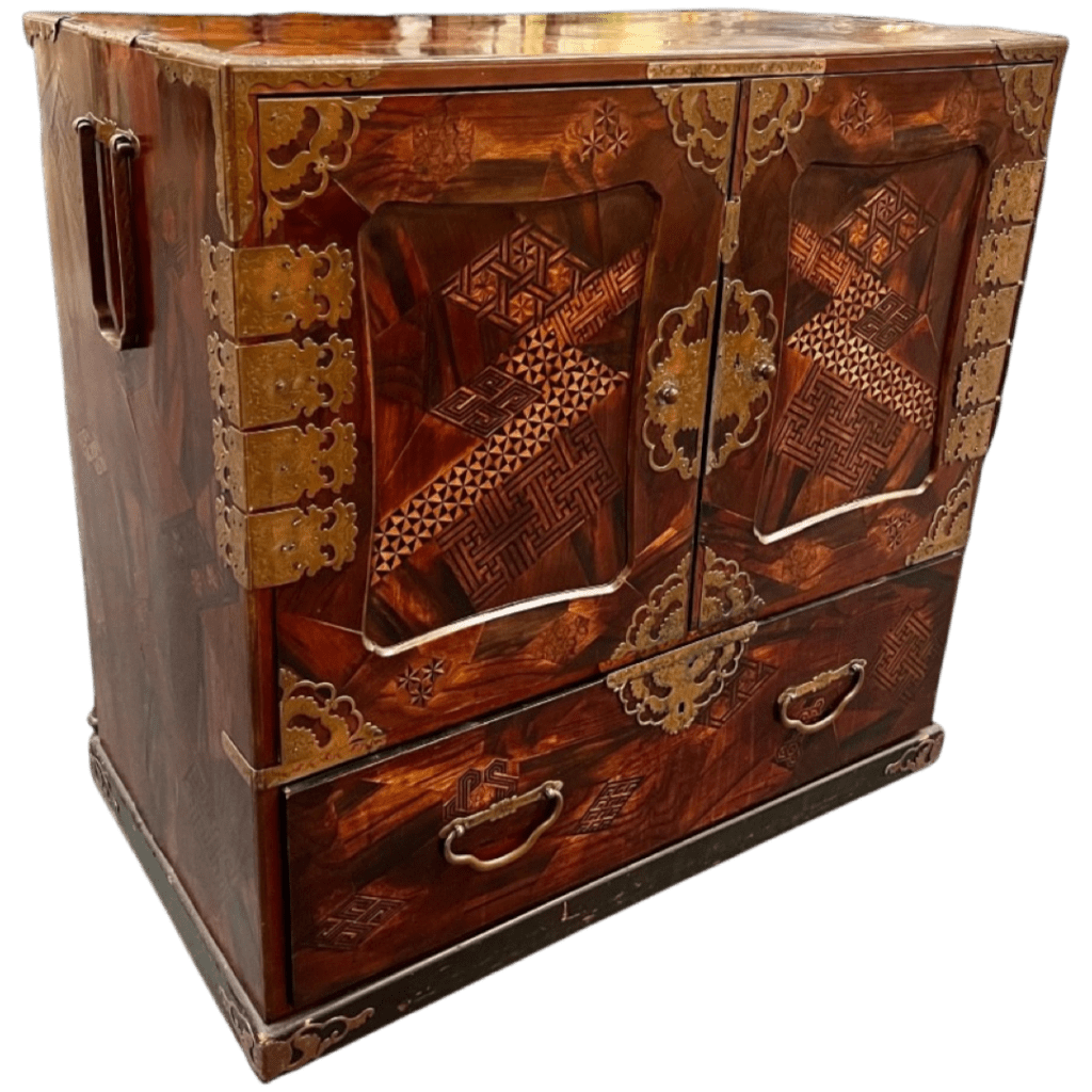 antique-lacquered-japanese-campaign-form-chest