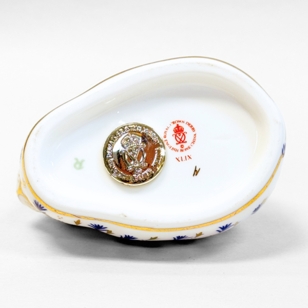 Royal Crown Derby Imari Rabbit Paperweight - Image 6