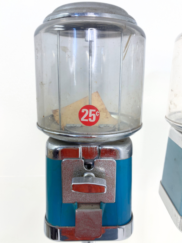 Retro Beaver Double Gumball Machine - Image 7