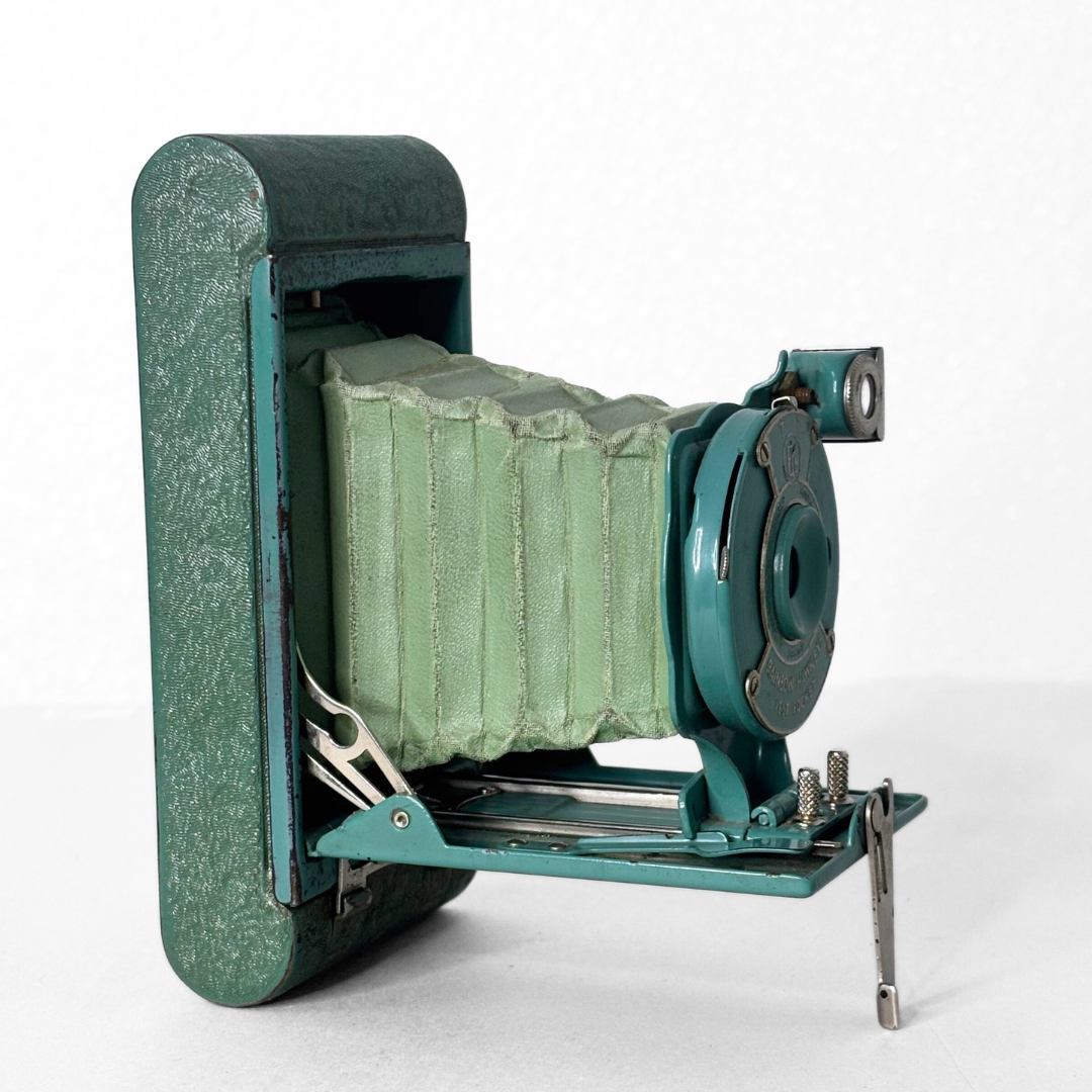 Antique Teal Kodak Rainbow Hawk-Eye Vest Pocket Camera - Image 4