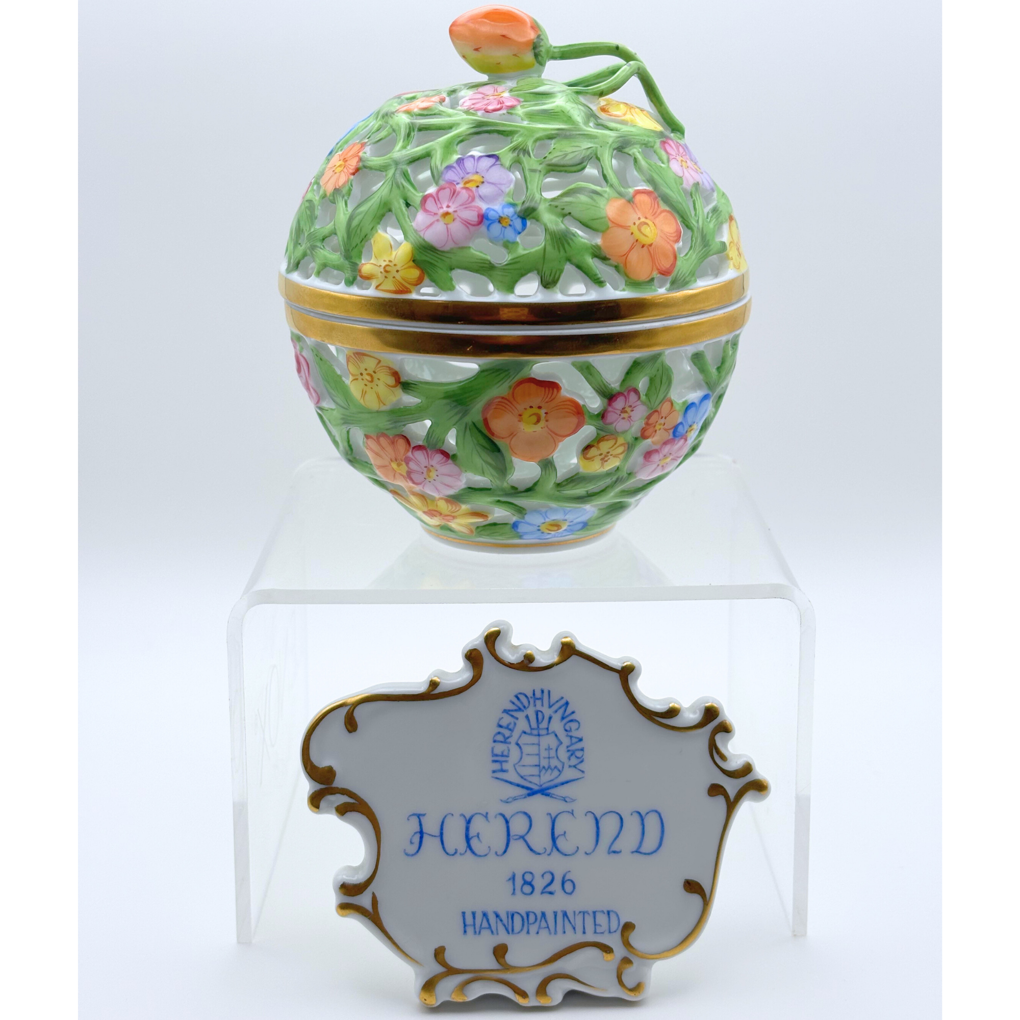 Herend Hungary Porcelain Colorful Reticulated Box with Strawberry Finial (6213/C/BT) - Image 10