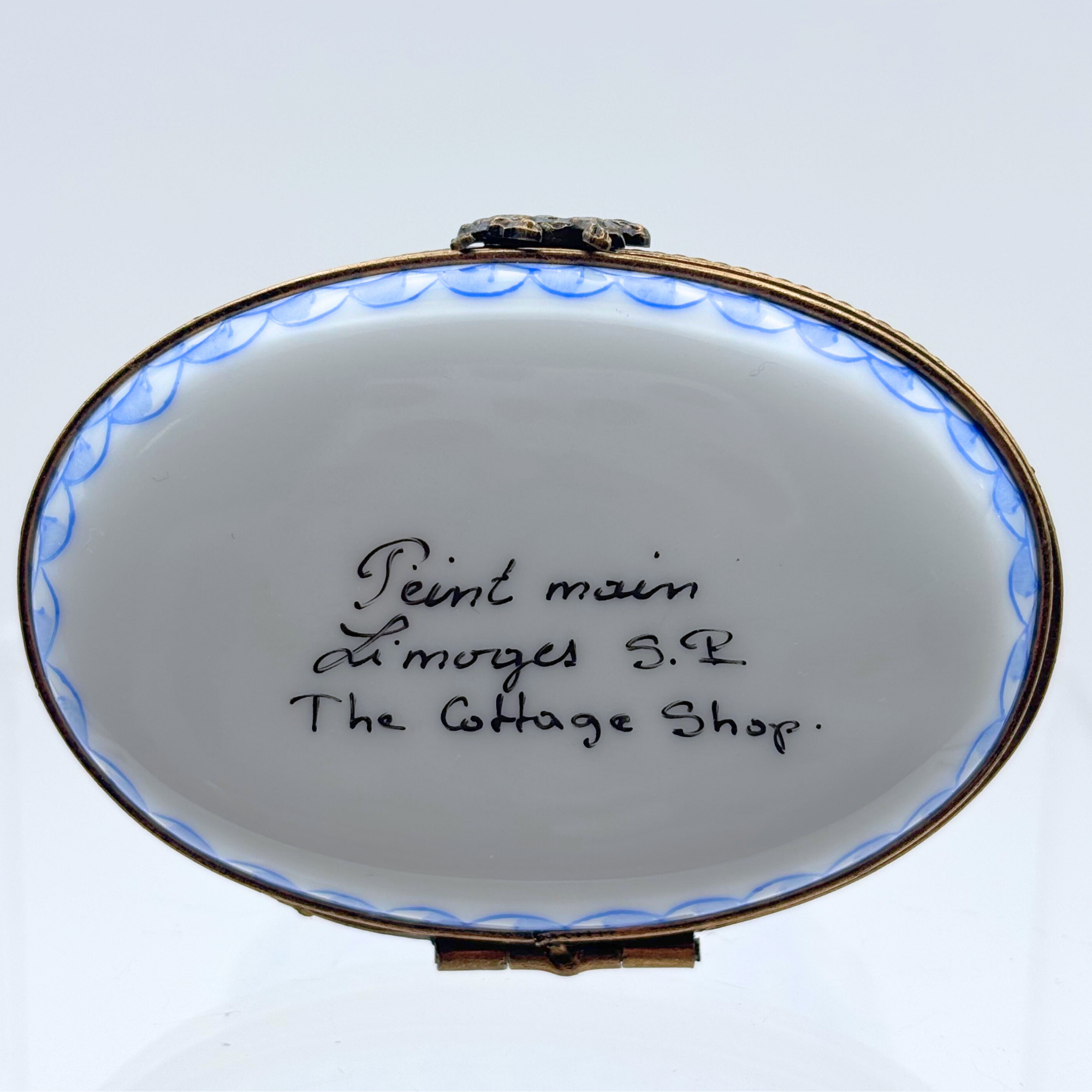 Limoges France “Herend Style” Blue and White Scales Porcelain Rabbit Trinket Box - Image 9