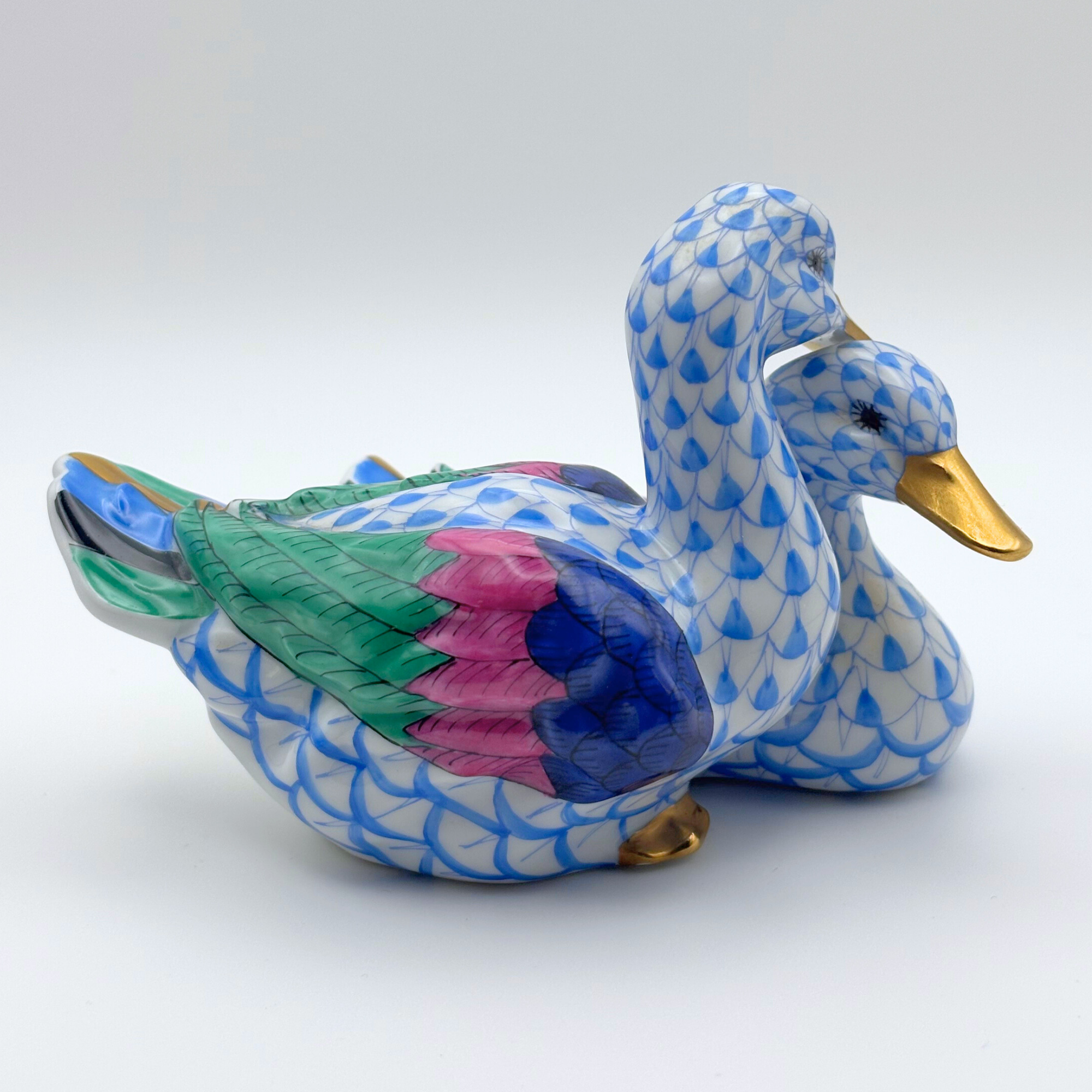 Vieux Herend Pair of Ducks, Blue Fishnet Pattern (VHB) - Image 3