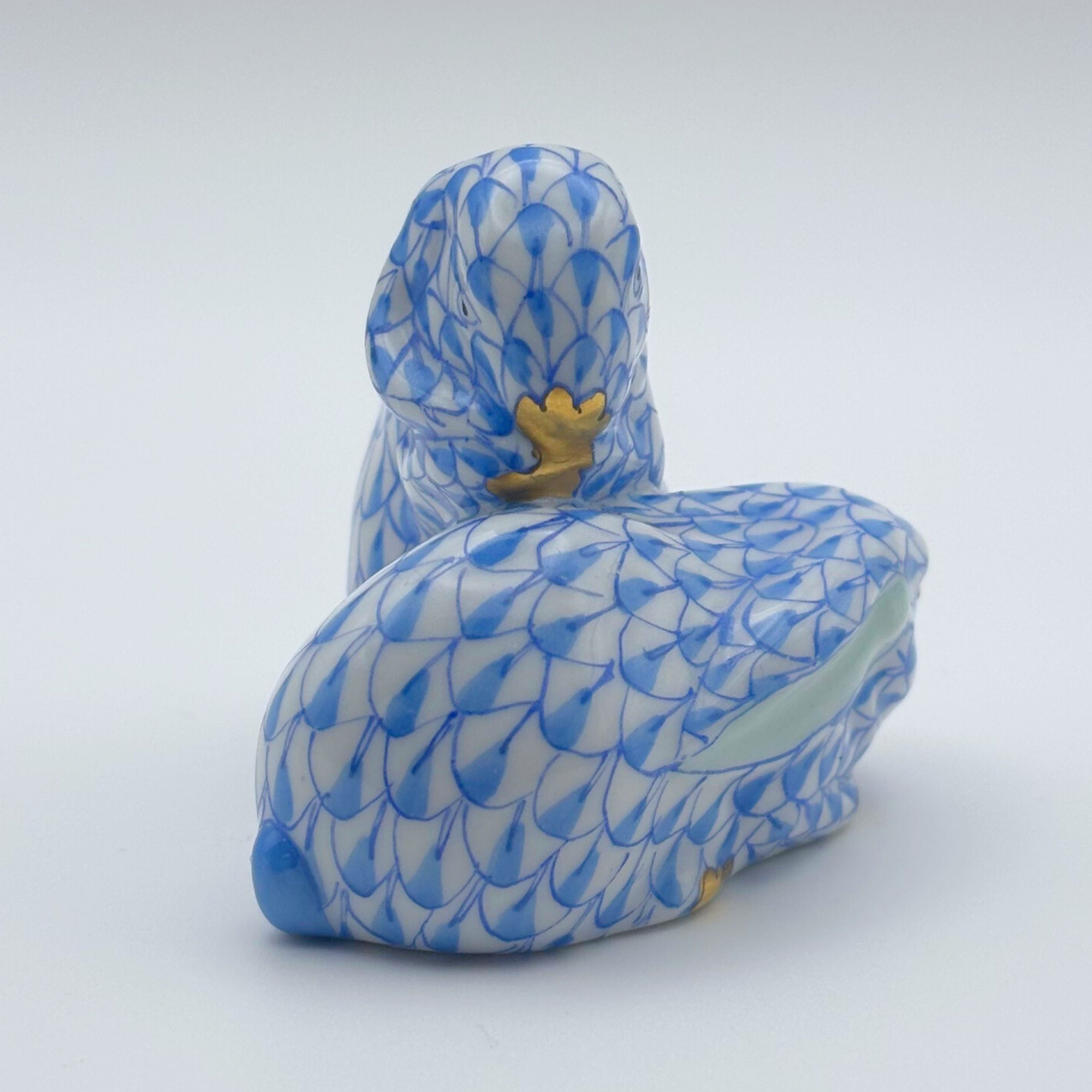 Herend Blue Fishnet Pair of Rabbits Figurine - Image 6