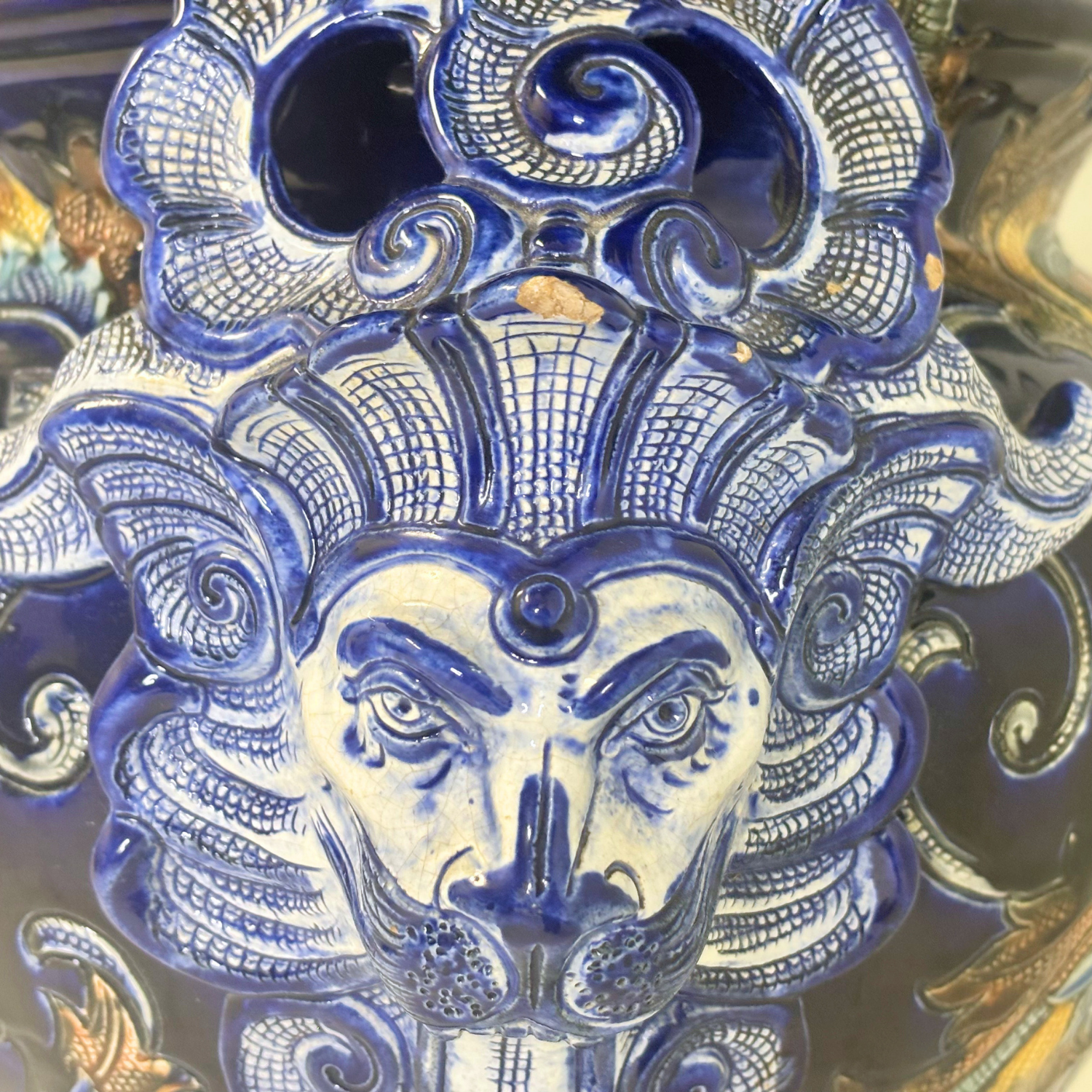 Large "Vieux Rouen" Majolica Barbotine Cachepot - Image 6
